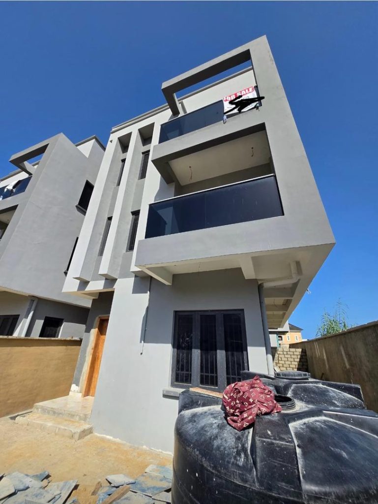 4BEDROOM-DETACHED-DUPLEX