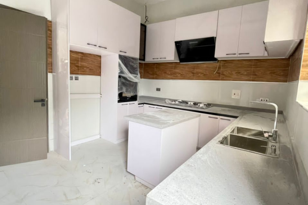 2 Bedroom Detached Home in Ibeju Lekki