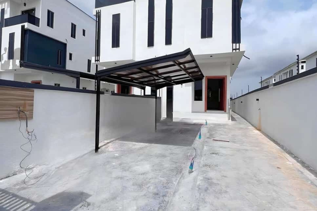 2 Bedroom House in Ibeju Lekki with Modern Finish 