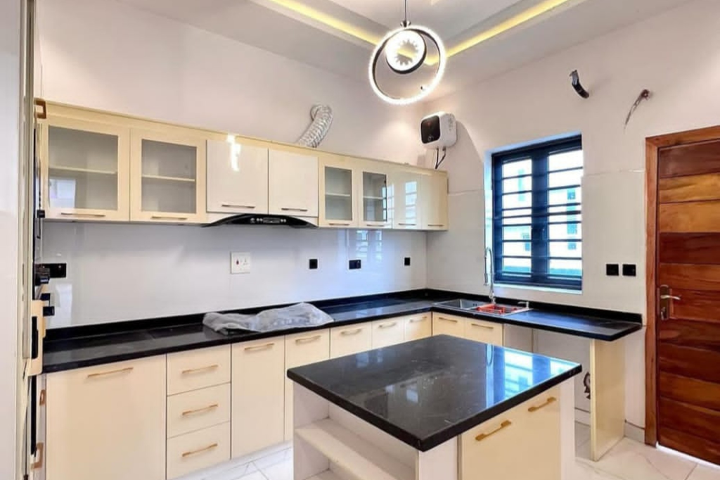 3 Bedroom House with Modern Finish in Ibeju Lekki