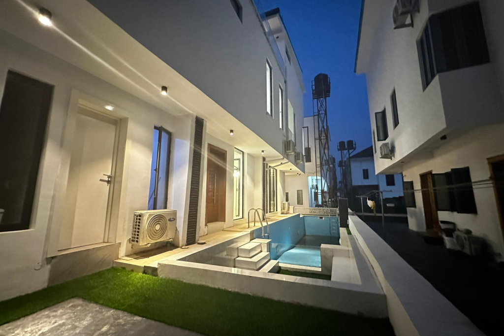 3 Bedroom Executive House in Ibeju Lekki 