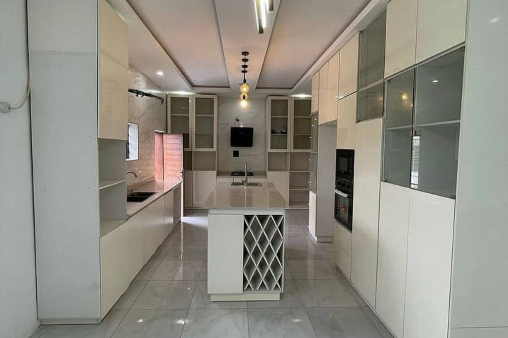 Luxury 5 Bedroom House in Ibeju Lekki