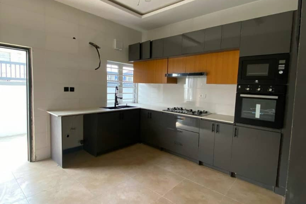 5 Bedroom House for Sale in Ibeju Lekki Estate