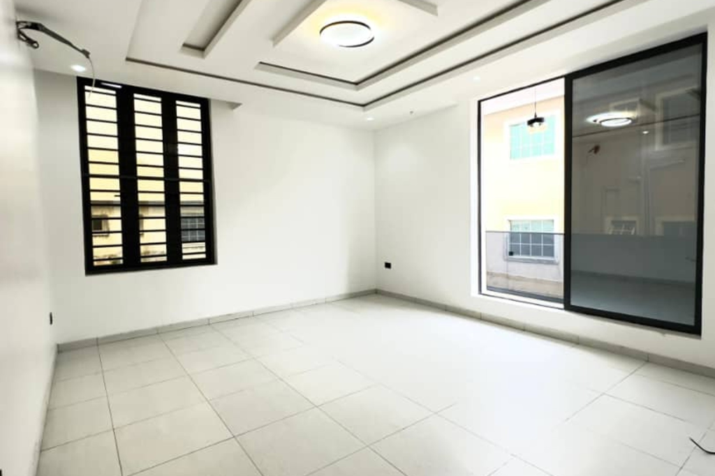Buy 5 Bedroom House in Ibeju Lekki Estate